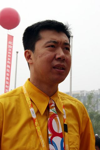 姚明刘翔领衔中国奥运军团亮相