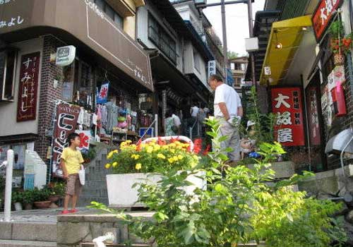 日本谈情说爱的温泉小镇