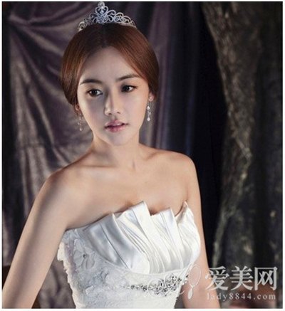 最新韩式新娘发型 演绎你的唯美童话-新娘