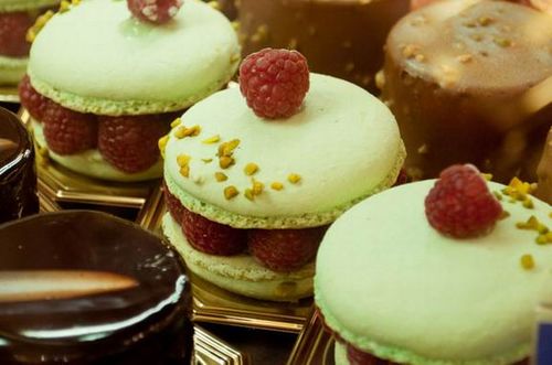 由巴黎九大顶级蛋糕店引领的甜蜜之旅